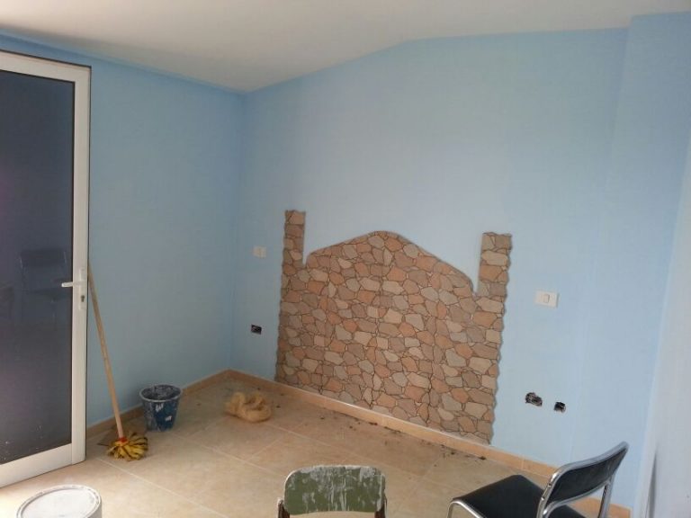 Operaciones auxiliares de revestimientos continuos en construcción